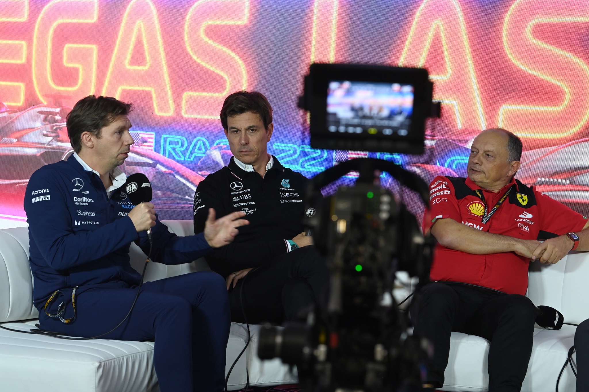 (L to R): James Vowles (GBR) Williams Racing Team Principal; Toto Wolff (GER) Mercedes AMG F1 Shareholder and Executive
