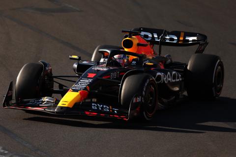 Verstappen beats Hamilton to win chaotic Australian GP