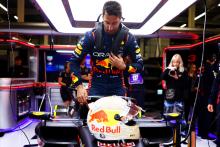 Ricciardo reveals he was “a few hundredths off” Verstappen in crucial test